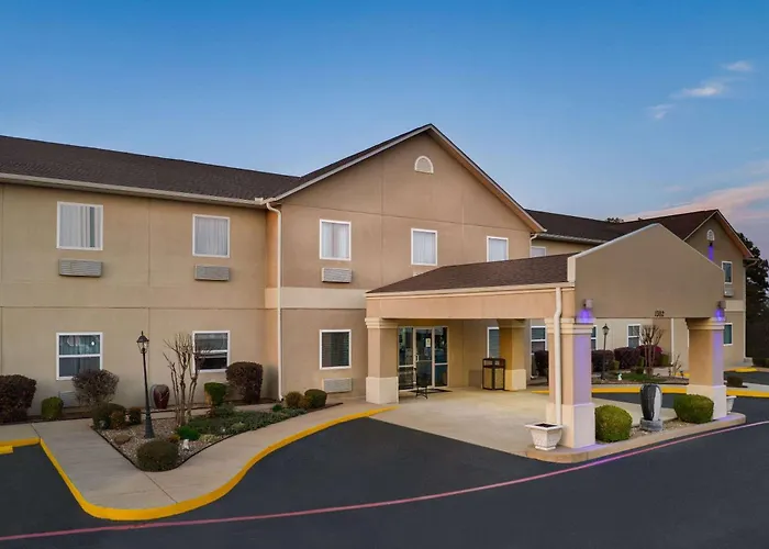 Days Inn & Suites By Wyndham Cabot