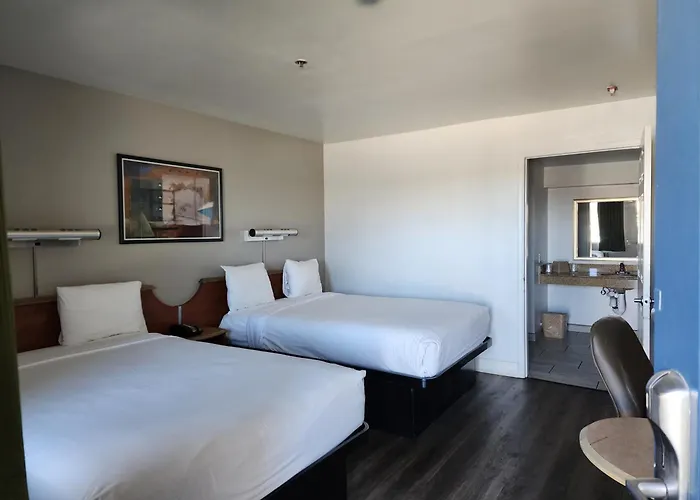 Barstow Hotels