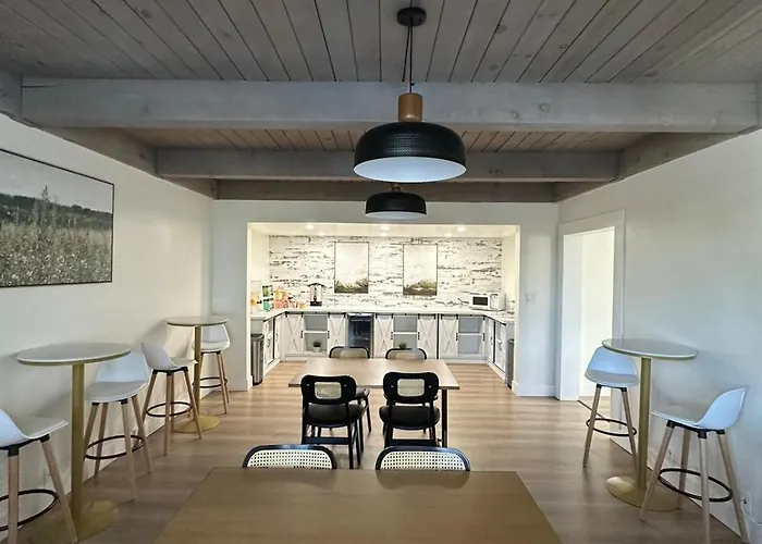 Prodigy Hotel, A Days Inn By Wyndham Davis