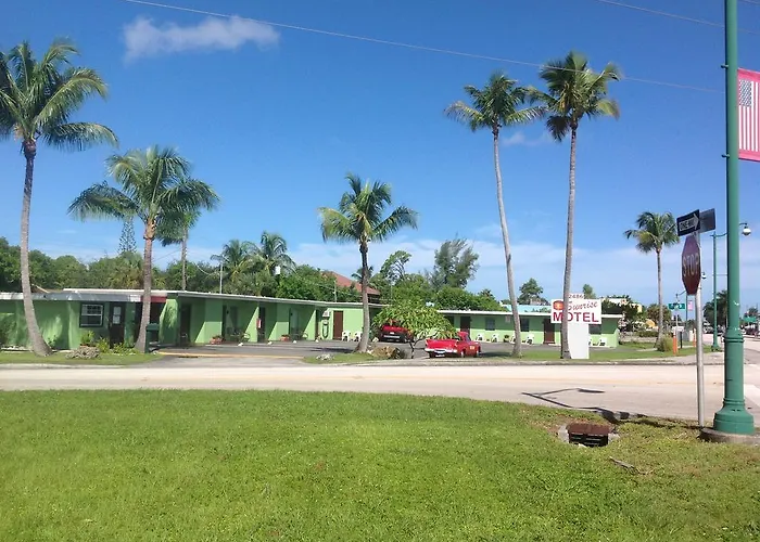 Sunrise Motel Naples