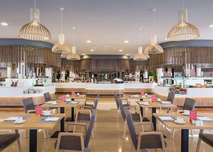 Barcelo Corralejo Bay - Adults Only Hotel