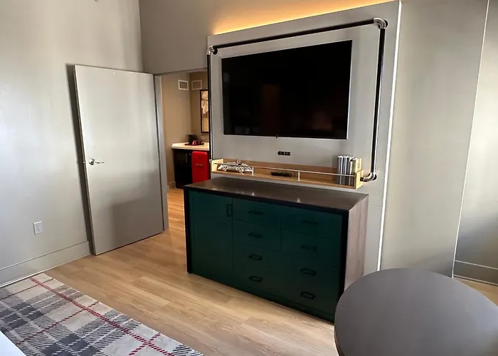 Hotel Indigo Baton Rouge Downtown By Ihg