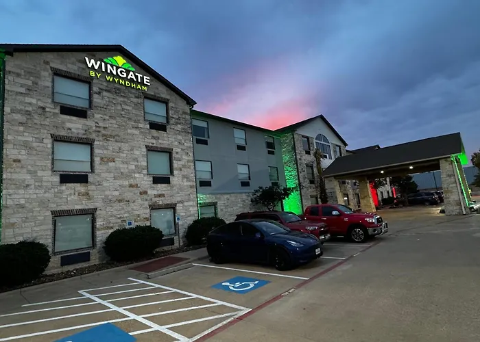 Wingate By Wyndham College Station South Hotel