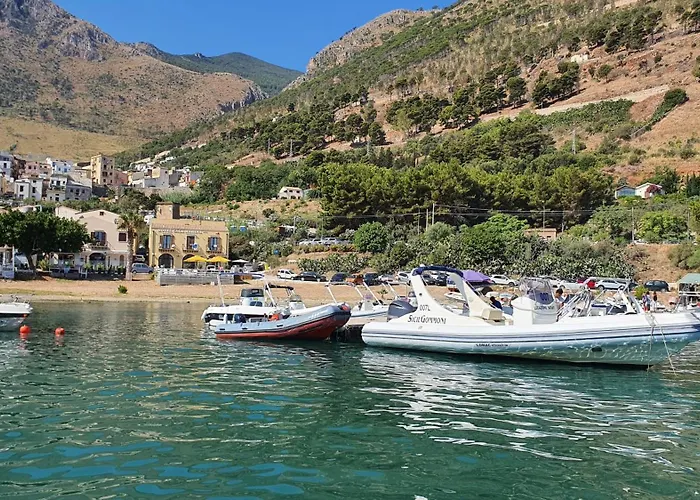 Castellammare del Golfo Hotels