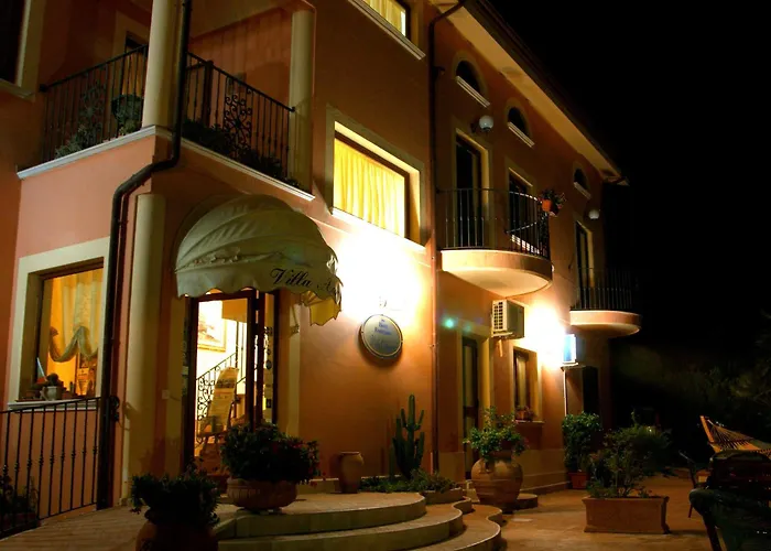 Le Castella (Calabria) Hotels