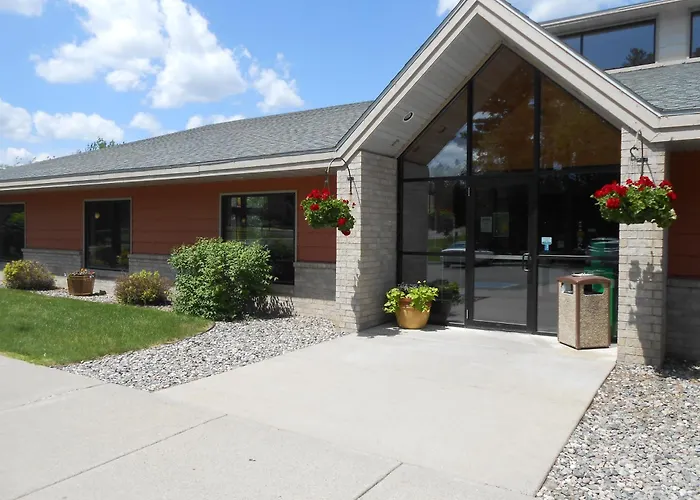 Americinn By Wyndham Grand Rapids