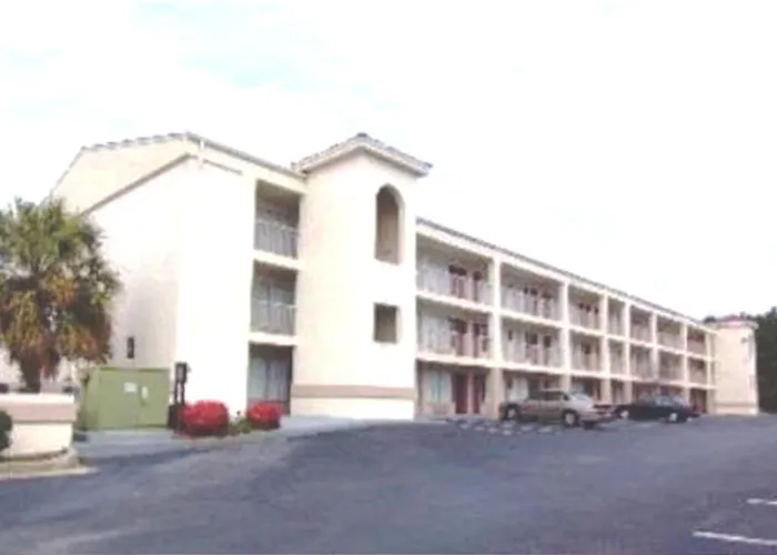 Deerfield Inn & Suites Madison