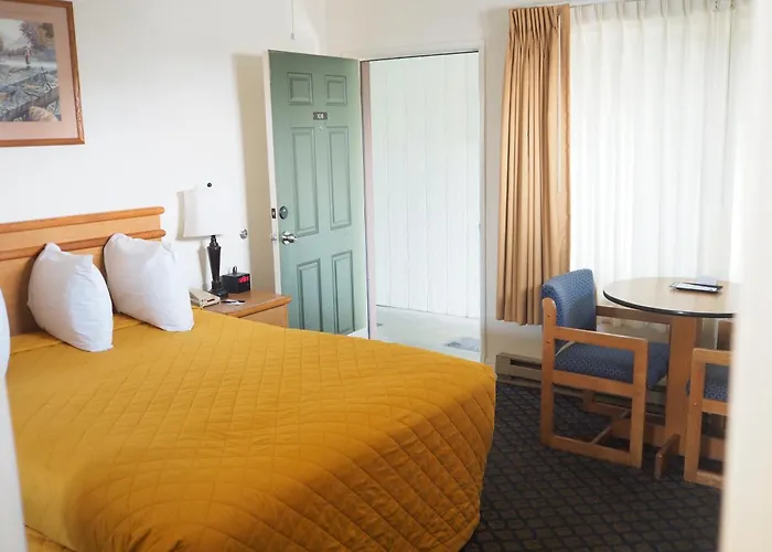 Wild Rivers Motorlodge Brookings