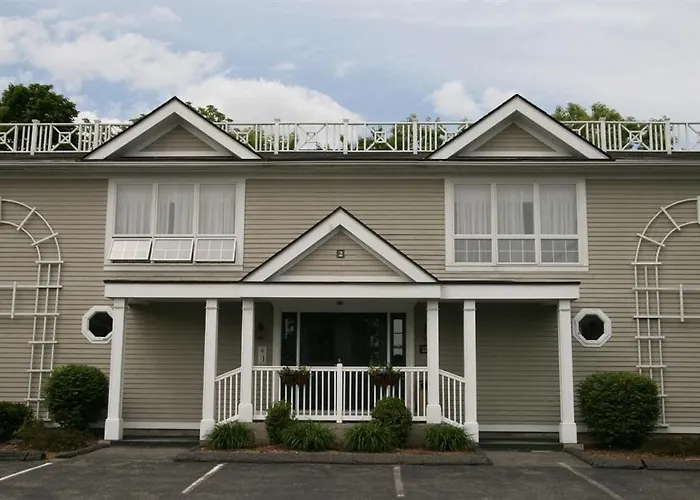 The Central Downtown Inn Suites Pittsfield