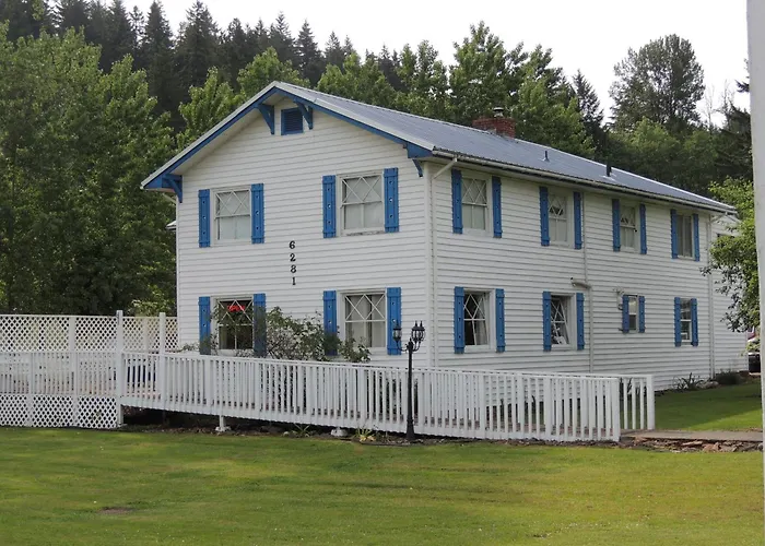 Foster Lake Inn Sweet Home