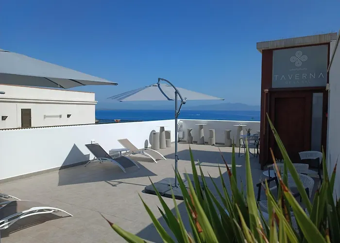 L'Escala Hotels