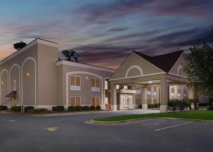 Red Roof Inn & Suites Albany, Ga