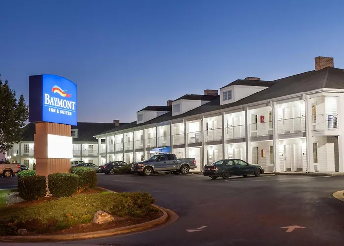 Baymont By Wyndham Hickory Hotel