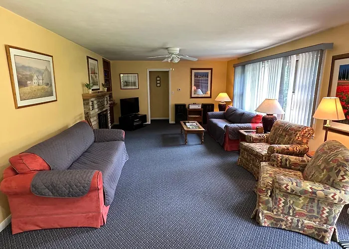 Applecreek Resort-Hotel & Suites Fish Creek