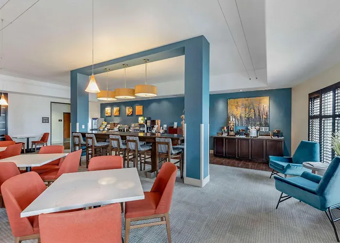 Comfort Inn & Suites Brighton Denver Ne Medical Center