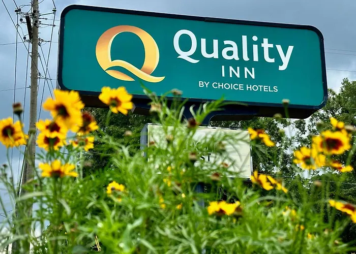 Days Inn By Wyndham Eglin Afb Niceville