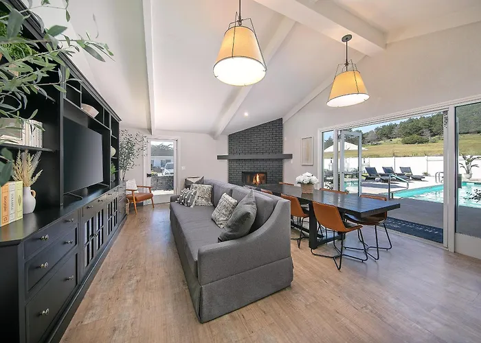 Fireside Inn On Moonstone Beach Cambria