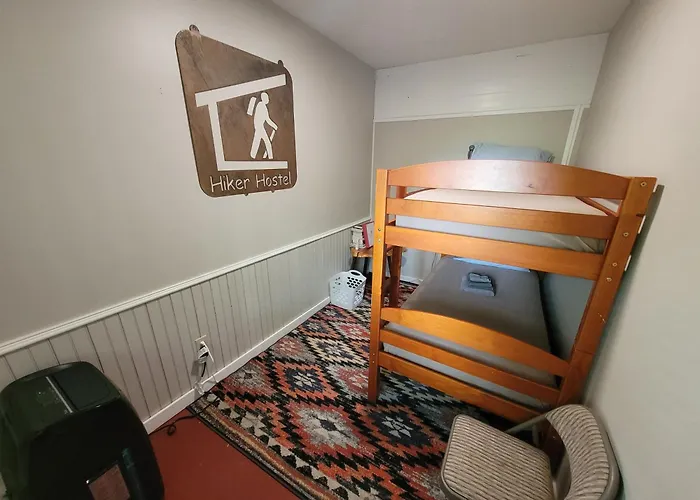 Barefoot Hills Hotel Dahlonega