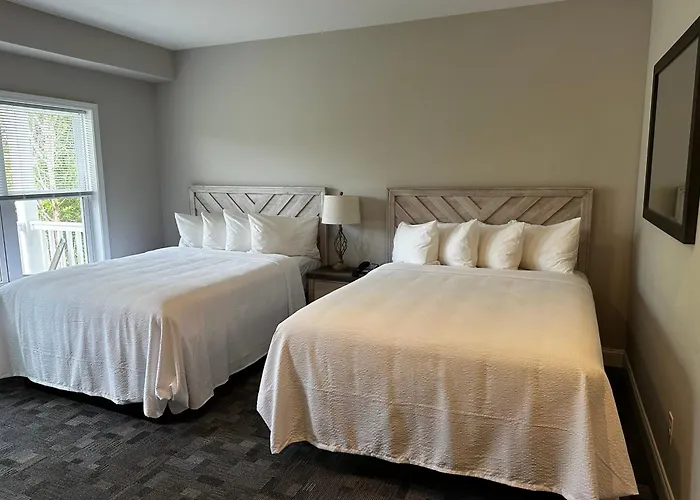 River Hotel Of Southport