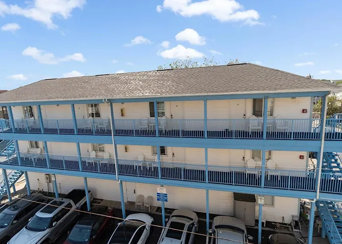 Safari Hotel Boardwalk Ocean City