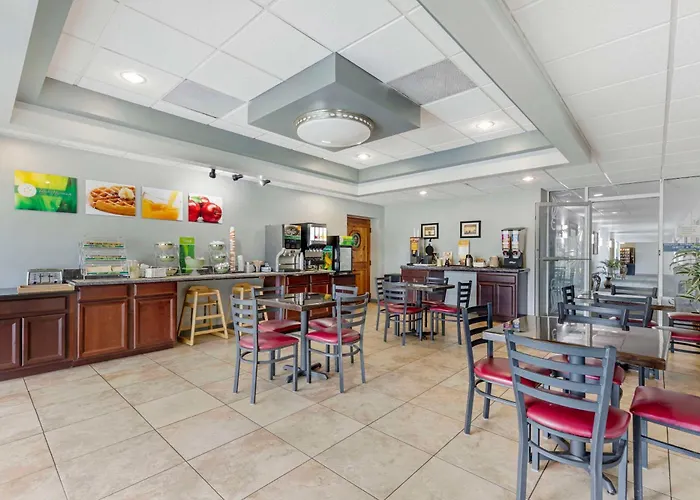 Quality Inn Downtown Stuart