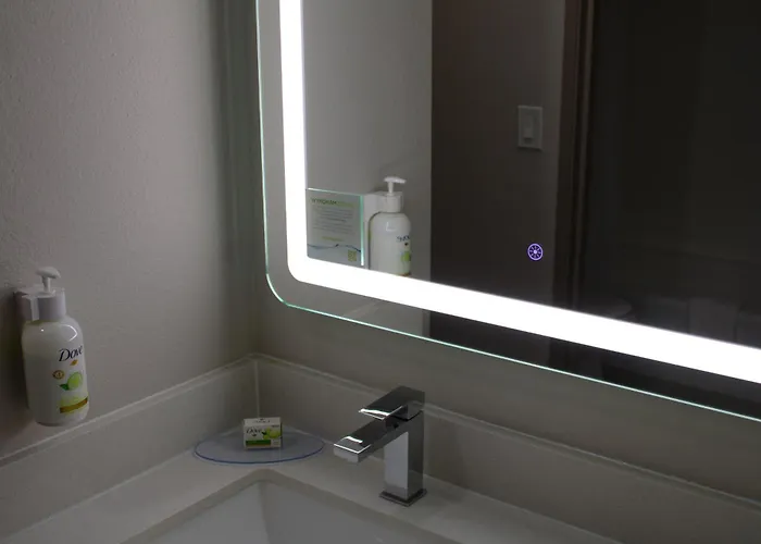 Baymont Inn & Suites San Marcos