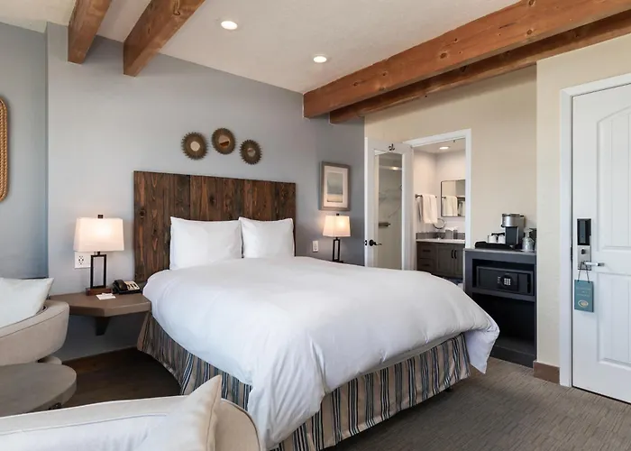 Cypress Inn On Miramar Beach El Granada