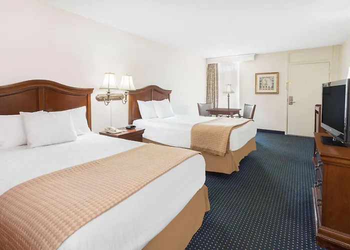 Baymont By Wyndham Rocky Mount I-95 Hotel