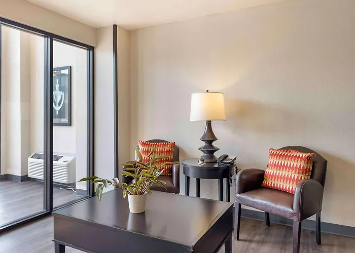 Extended Stay America Suites - Wichita - East