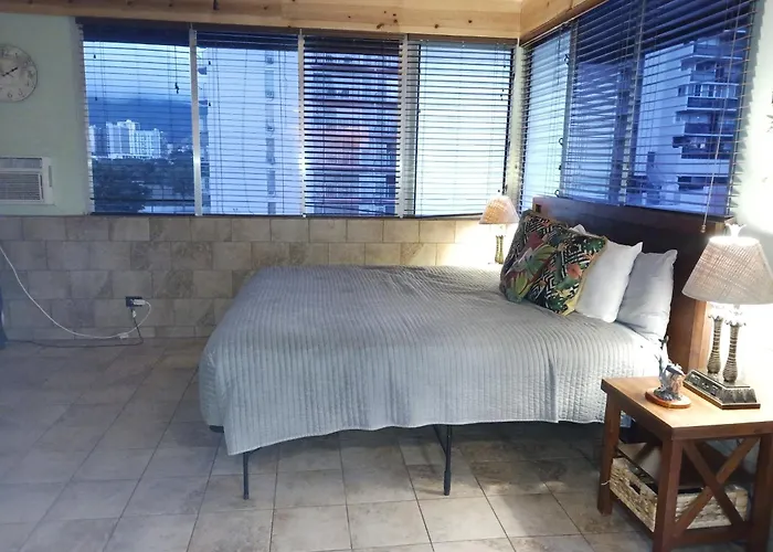 Hawaiian King Aparthotel Honolulu