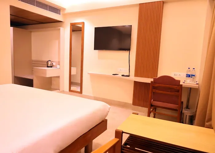 Hotel Surguru Pondicherry