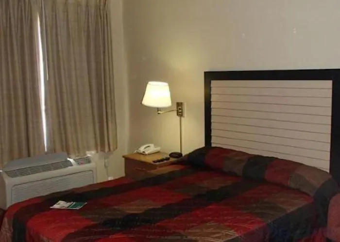 Hometowne Studios By Red Roof Lake Charles - Sulphur