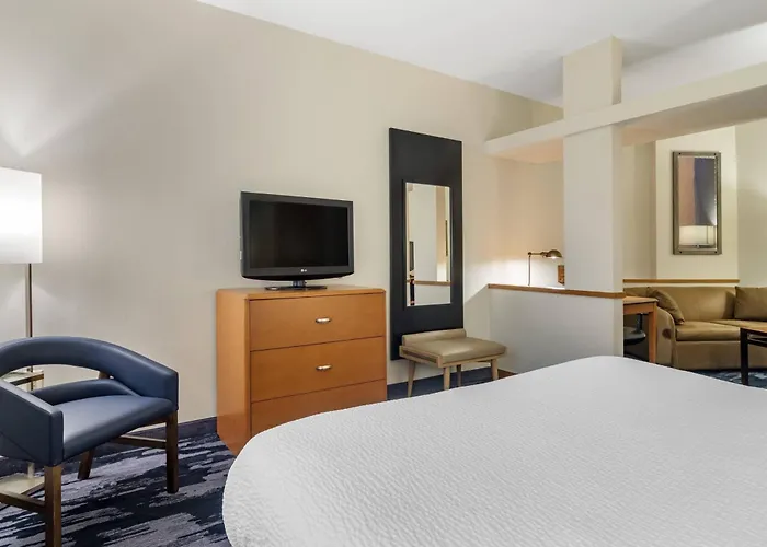 Fairfield Inn & Suites By Marriott Commerce