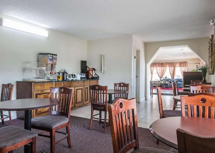 Rodeway Inn Marietta