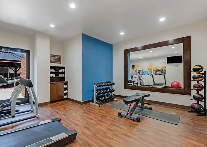 Comfort Suites Chesapeake - Norfolk