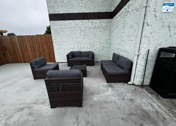 Super 8 By Wyndham Arcata Hotel