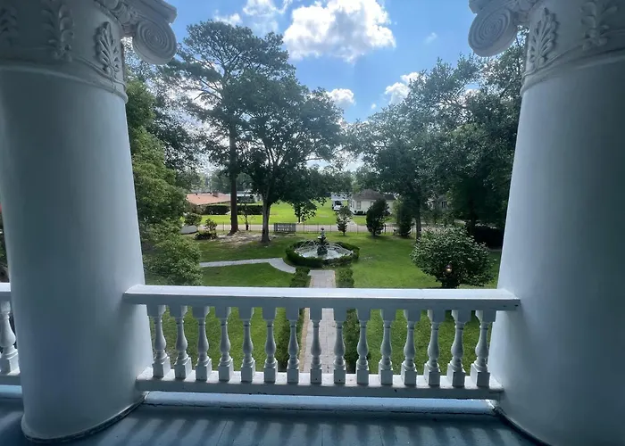 Historic Michabelle Inn Hammond