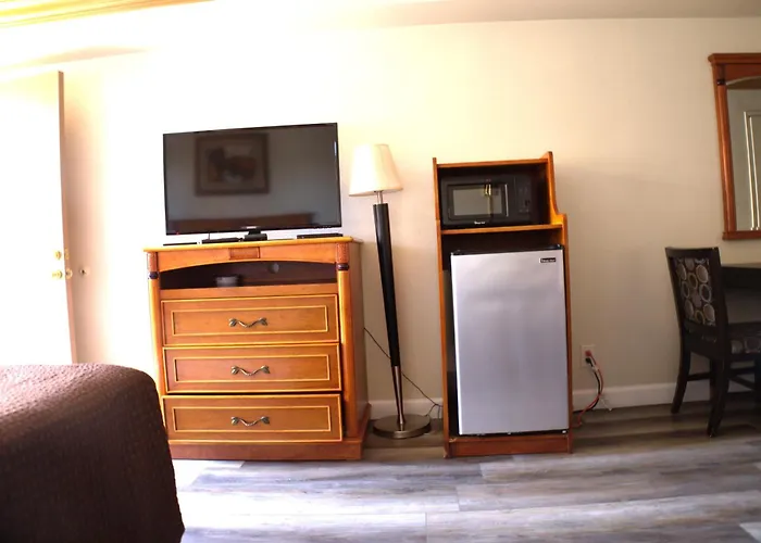 Lambert Inn Whittier