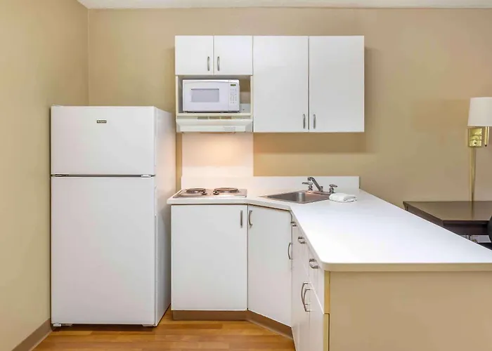 Extended Stay America Select Suites - Hartford - Manchester