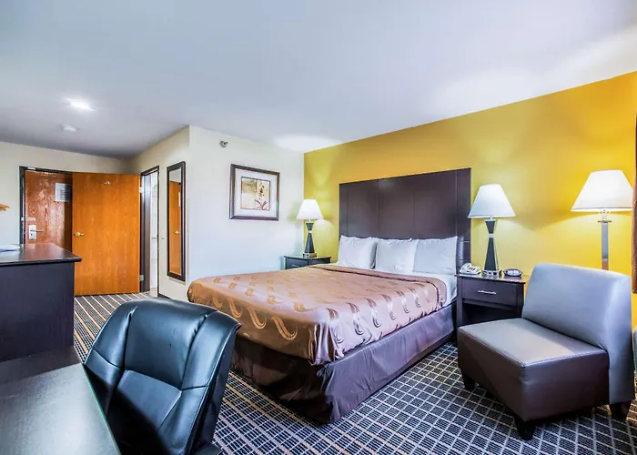 Quality Inn Carbondale University Area