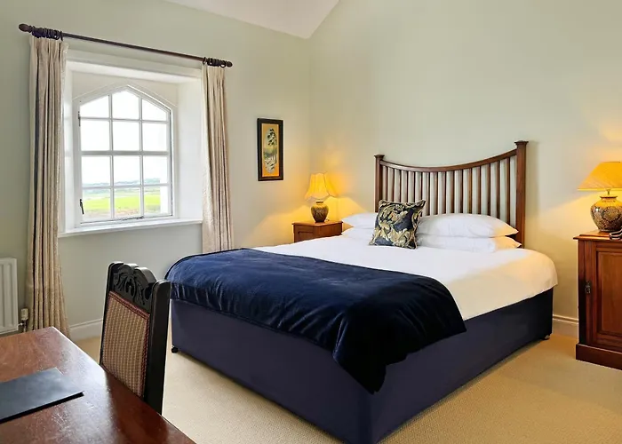 Ballycastle (Mayo) Hotels