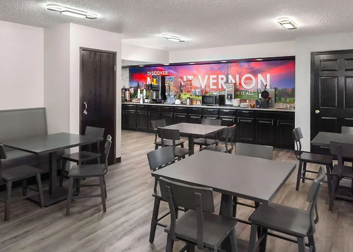 Super 8 By Wyndham Mt. Vernon Mount Vernon