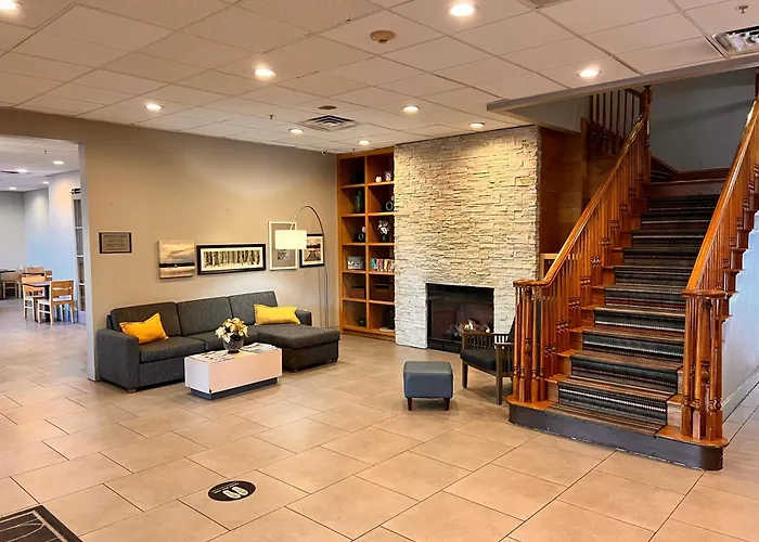 Spark By Hilton Summerville