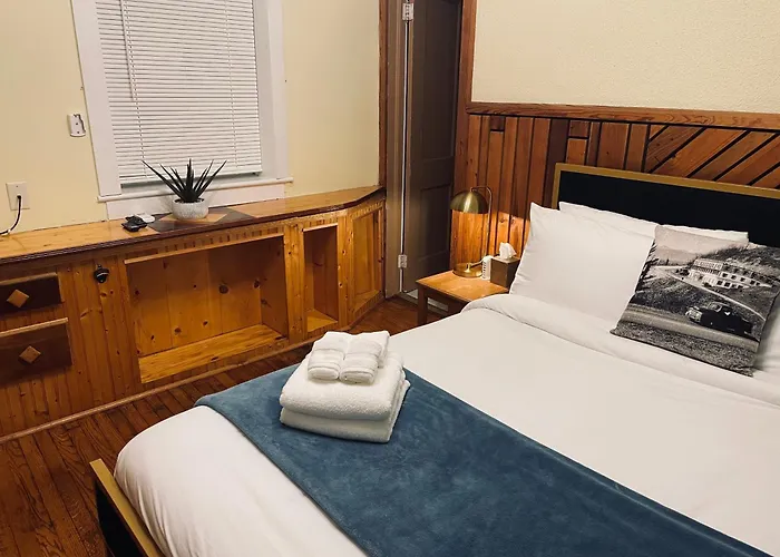 Skyline Village Inn Spruce Pine