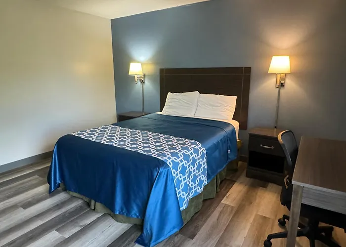 Travelodge By Wyndham Gainesville