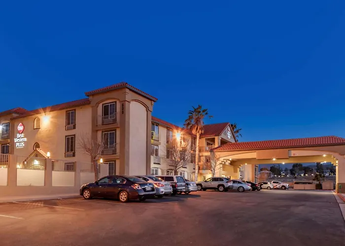 Best Western Plus John Jay Inn & Suites Palmdale