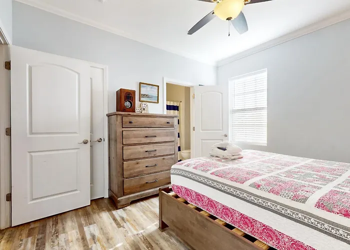 Townsend Timbers Apartment