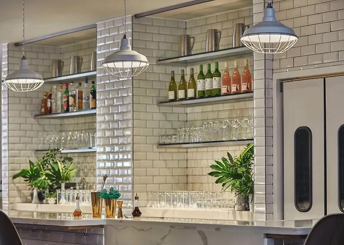 Graduate By Hilton Richmond Hotel