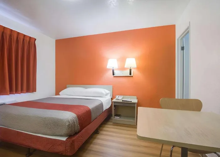 Park Inn By Radisson, Lakewood