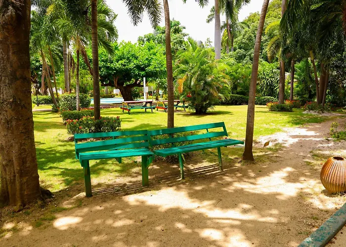 Grand Decameron Montego Beach, A Trademark All-Inclusive Resort Montego Bay